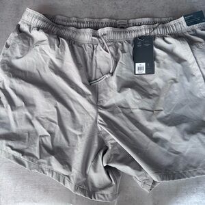 RVCA Men's Light Gray Athletic Shorts